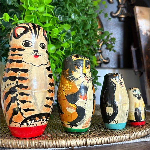 True Vintage Authentic Models Holland Wood Cat Nesting “Dolls” - Picture 2 of 11